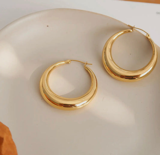 Galen’s Large Hoop Earrings - Non-Tarnish