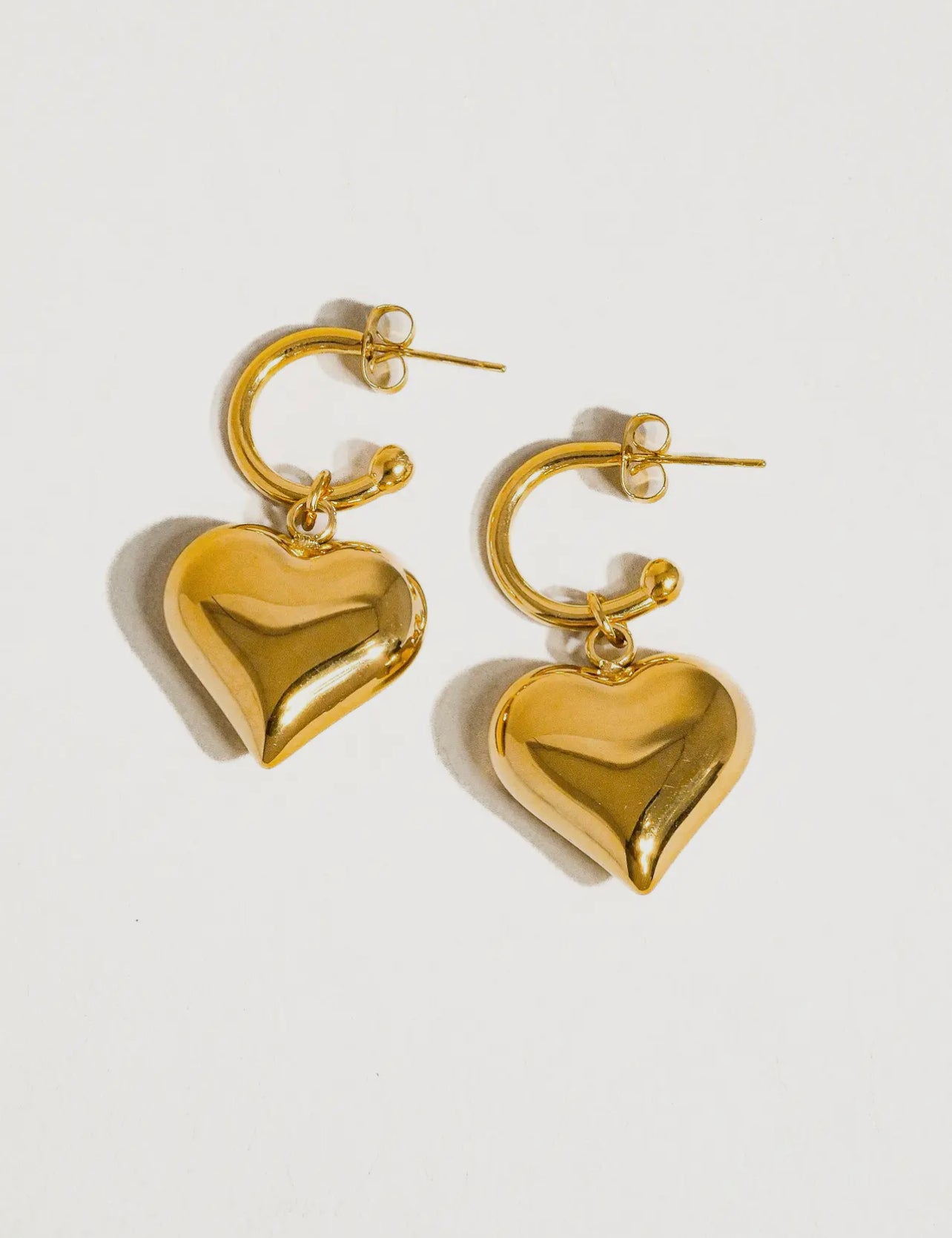 Viona Dangle Heart Earrings - Non-Tarnish